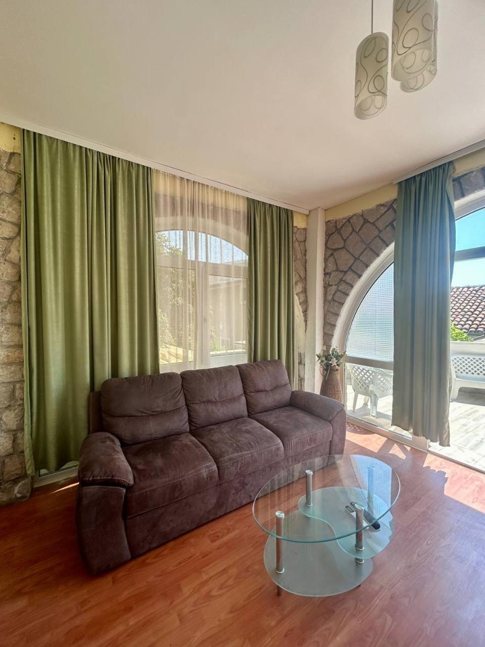 Apartmani Stari Grad Sutomore Esterno foto