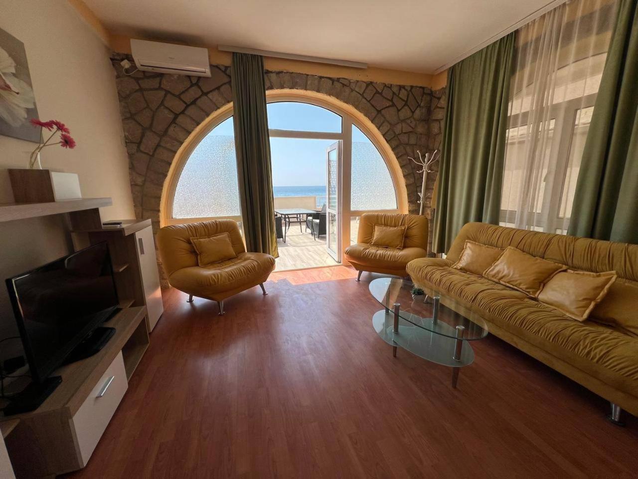 Apartmani Stari Grad Sutomore Esterno foto