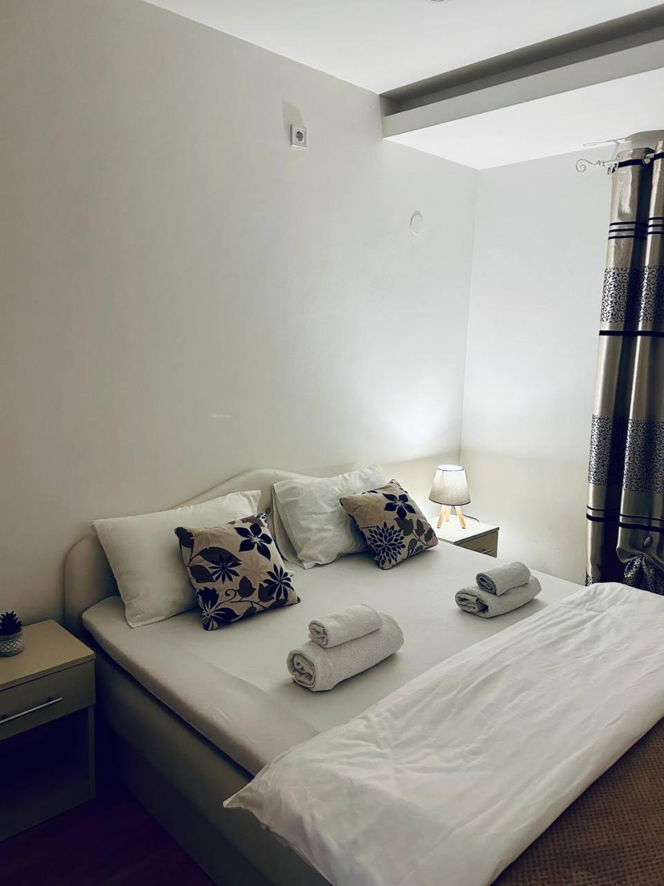 Apartmani Stari Grad Sutomore Esterno foto
