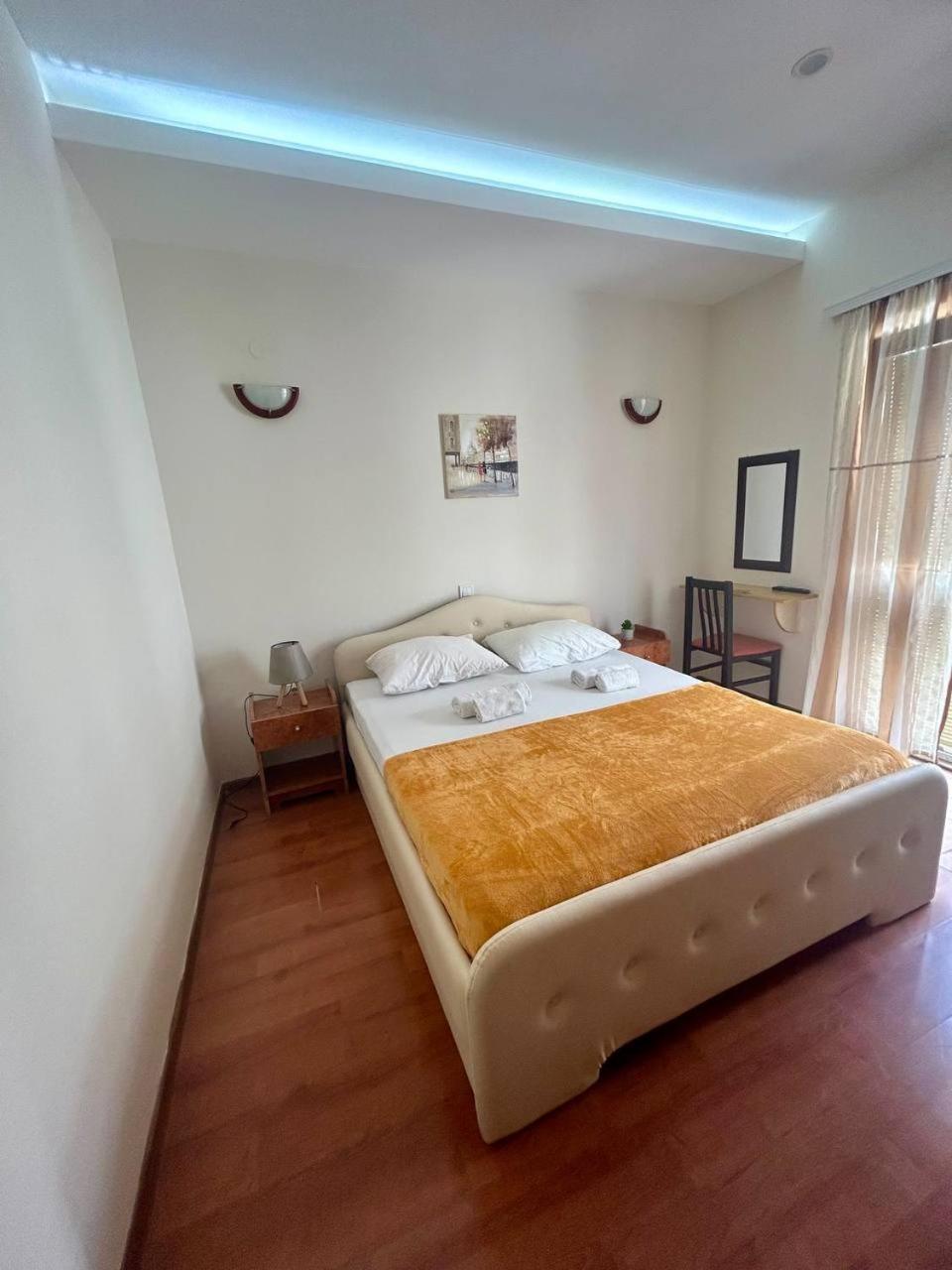 Apartmani Stari Grad Sutomore Esterno foto