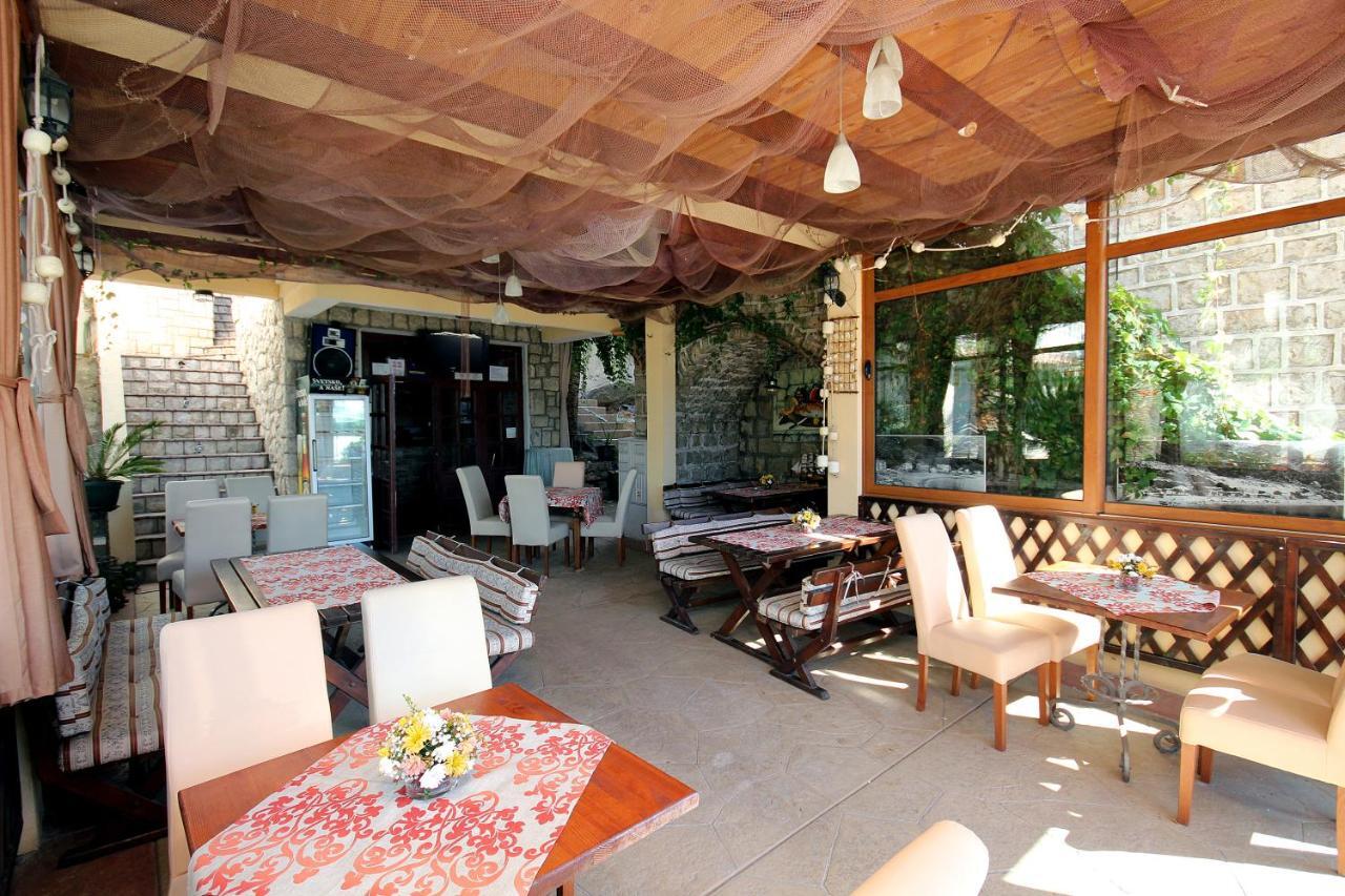 Apartmani Stari Grad Sutomore Esterno foto